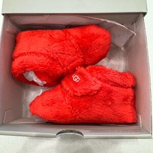 Baby Ugg Tasman Bright Red/Orangish tone